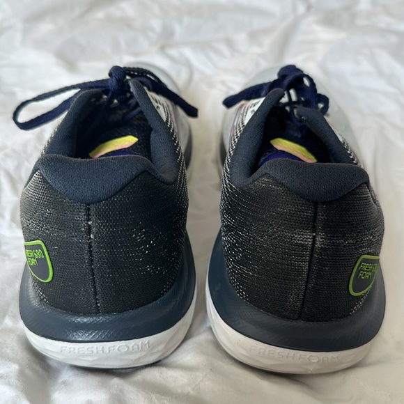 Women’s New Balance Fresh Foam 680 size 9.5 - Picture 5 of 6